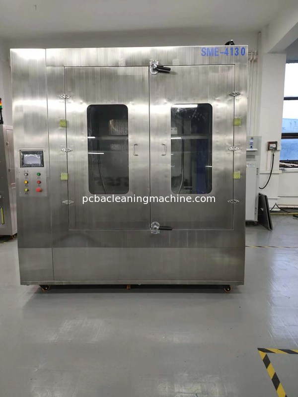 Máquina de limpeza de conjuntos de PCB AC380V/3p/50/60Hz com velocidade de transporte líquida de 100-150cm/min