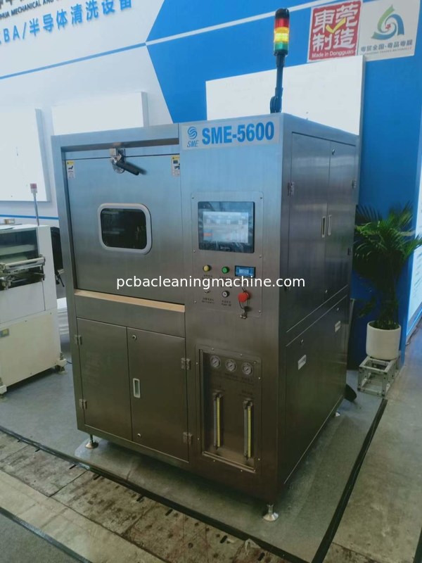 Tipo de grupo máquina de PCBA do deflux da lavagem do pulverizador com 3 distribuidores do pulverizador 2 de PCBA camadas do armário da cesta 1wash