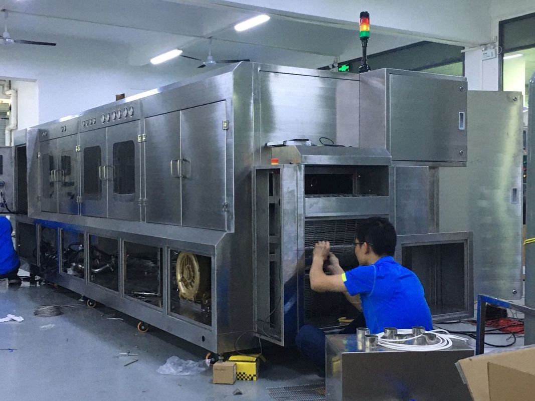 A máquina de empacotamento da limpeza de pulverizador do semicondutor com 28 PCes pulveriza as hastes e lava por muito tempo modular