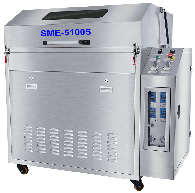 Máquina de remoção automática e pneumática do revestimento constituído de pulverizador da limpeza para páletes constituídas