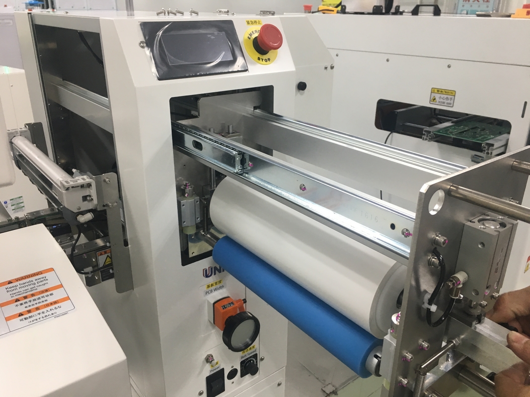 Cor branca de limpeza adesiva de Smt da largura da máquina 300mm do PWB do ESD